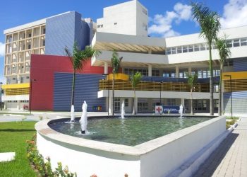 Espírito Santo recebe novo lote com 54,4 mil doses da vacina contra a Covid-19