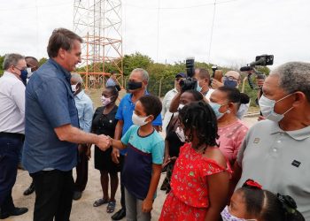 Bolsonaro: novo auxílio pode começar em março e durar até quatro meses