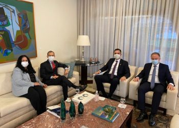 Governador se reúne com presidente do Senado sobre pautas do Estado