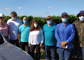 Jaguaré recebe visita da analista do mercado de café da Agência Reuters