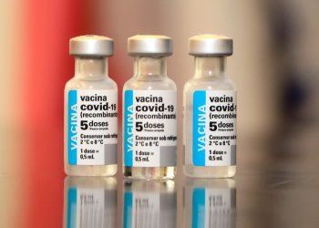 Vinte mil doses da Coronavac chegam ao Estado neste sábado (08)