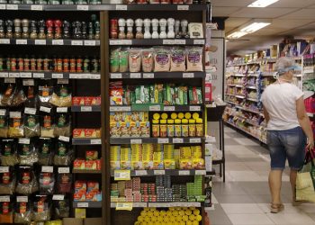 Setor de supermercados fatura 554 bilhões em 2020