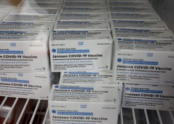 Mais 942 mil doses da vacina da Janssen chegam ao Brasil