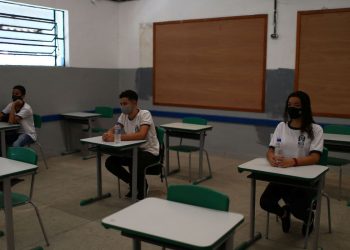 Ministro da Educação defende retorno das aulas presenciais