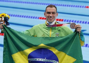 Olimpíada: Fernando Scheffer fatura bronze na natação
