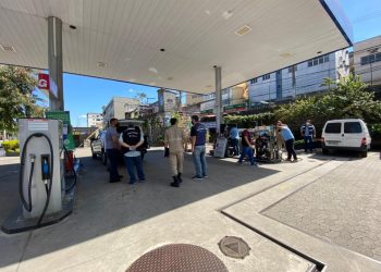 Governador anuncia reforma de escola e construção de quadra em Boa Esperança