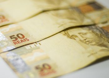 Atualização do CadÚnico será necessária para receber Auxílio Brasil