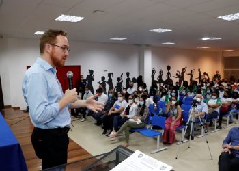 Patrulha Escolar realiza palestras em escolas da Grande Vitória sobre valorização da vida