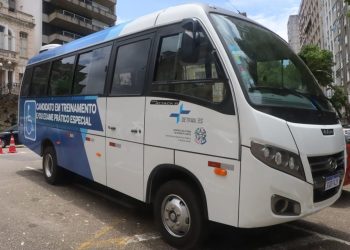 Espírito Santo é o primeiro estado do País a disponibilizar ônibus adaptado para obtenção de CNH