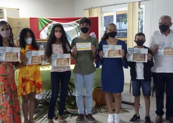 SEME premia vencedores do Concurso de Poesia e Selo em comemoração aos 40 anos de Emancipação Política de Jaguaré.