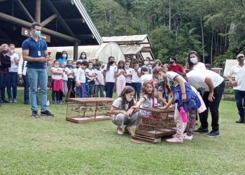 Parque Estadual da Pedra Azul participa de ação de educação ambiental com escolas da região