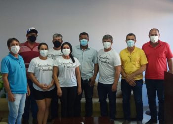 Comissão da ES-230 se reúne com Marcos Guerra