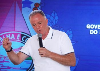 Governador anuncia reformulação do Bolsa Capixaba