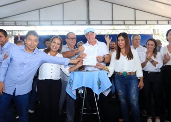 Estado inaugura obras de infraestrutura e anuncia novos investimentos em Mucurici