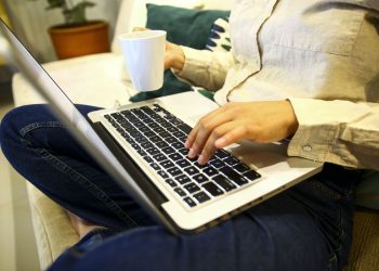 Governo federal regulamenta o teletrabalho na administração pública