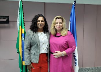Alunos do curso técnico em Agronegócio visitam produtora de café