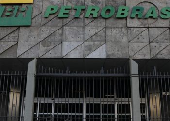 Petrobras atinge lucro líquido de R$ 54,3 bilhões no trimestre