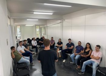 Secretaria Municipal de Desenvolvimento Econômico realiza reunião para apresentação do Edital da Fapes