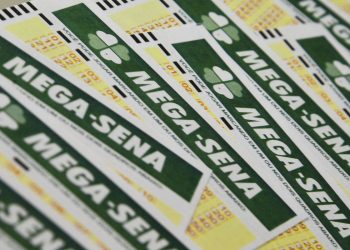 Mega-Sena acumula e próximo concurso deve pagar R$ 300 milhões