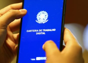 Brasil gera 278,6 mil empregos formais em agosto, diz Caged