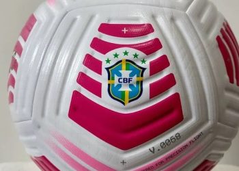 Brasileirão vai ter bola especial durante o Outubro Rosa
