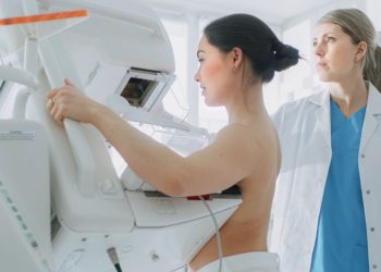 OUTUBRO ROSA: Por que a mamografia é tão importante?