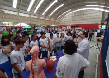 CCJ do Senado aprova PEC da Transição