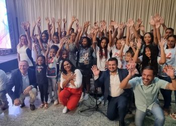 Governo realiza formatura dos cursos presenciais do Qualificar ES na Grande Vitória