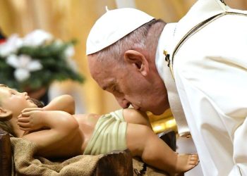 Papa Francisco: ‘Para viver o Natal, redescubramos a pequenez de Deus’