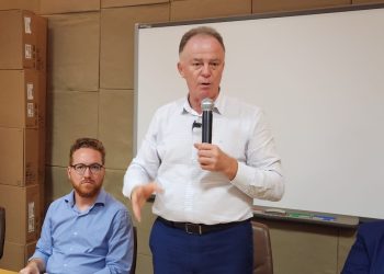 País gera 135 mil novos postos de trabalho em novembro, diz Caged