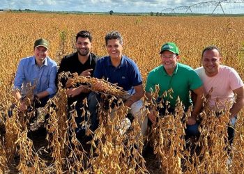 Piso nacional dos professores sobe para R$ 4.420,55