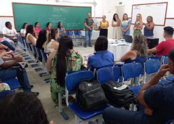 Apresentação das diretrizes educacionais para 2023 aos profissionais da educação