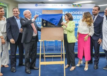 No Rio de Janeiro, Lula lança programa para reduzir filas do SUS