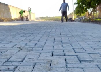 Primeira etapa do calçamento da Comunidade de Fátima é concluída