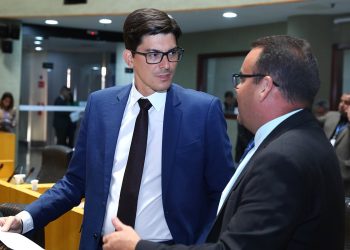 ALES: Deputados Denninho e Mazinho sugerem isenção de IPVA para deficientes