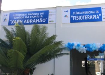 Montadoras paralisam produção e dão férias coletivas aos funcionários