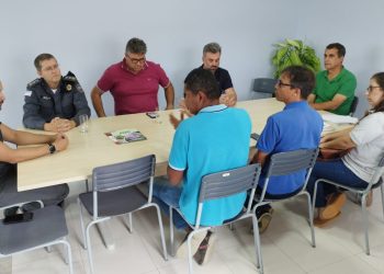 Mais segurança nas escolas: Prefeitura reúne autoridades para definir ações emergenciais