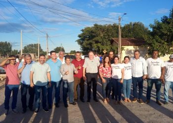 Governador Renato Casagrande visita obras na Comunidade de Fátima
