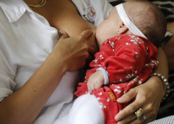 INSS analisa seis mil pedidos de salário-maternidade parados