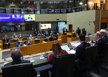 CGU identifica R$ 3,8 bilhões de pagamento indevido do Auxílio Brasil