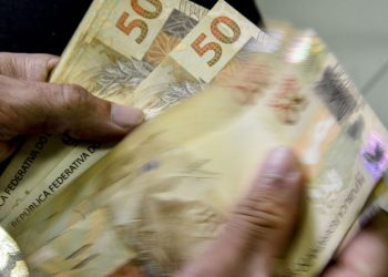 CGU identifica R$ 3,8 bilhões de pagamento indevido do Auxílio Brasil