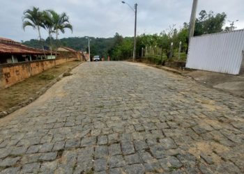 Nova Venécia continua realizando o serviço de limpeza no município