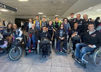 Casagrande debate reforma tributária em evento no Rio de Janeiro