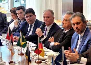 Versão preliminar de proposta da reforma tributária é lida na Câmara