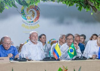 Lula propõe criação de Parlamento Amazônico