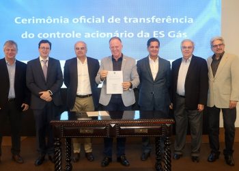 Cerimônia marca transferência acionária da Companhia de Gás do Espírito Santo