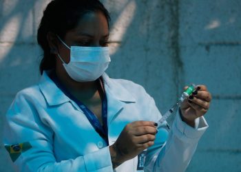 Repasse do pagamento do piso da enfermagem será feito até 21 de agosto