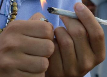STF tem cinco votos por descriminalizar consumo de maconha