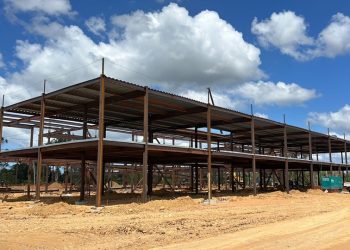 Freitas destaca avanço nas obras do Complexo de Saúde do Norte, em São Mateus