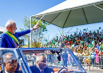 Lula abre desfile de 7 de Setembro pela nona vez